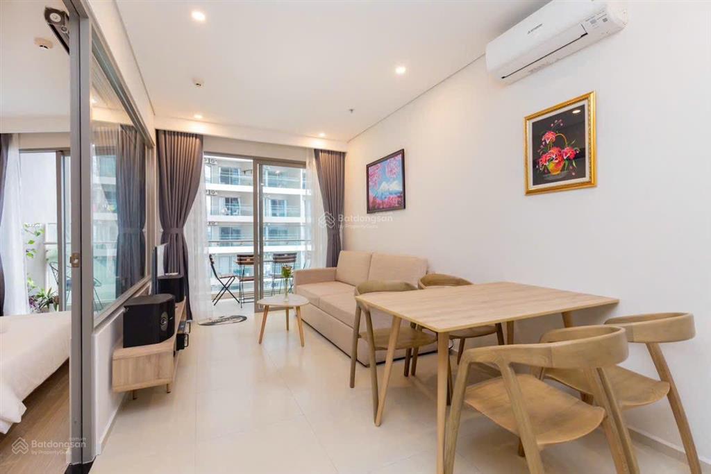 Cần bán gấp căn hộ the sóng  bãi sau vũng tàu cách biển 200m giá 2.250 tỷ. phạm yến 0775 707 ***