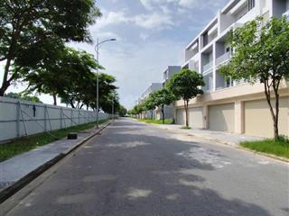 Bán gấp nền đất mặt tiền bà rịa ql51 long hương 120m² giá 3.6 tỷ khu br city gate. 0775 707 *** yến