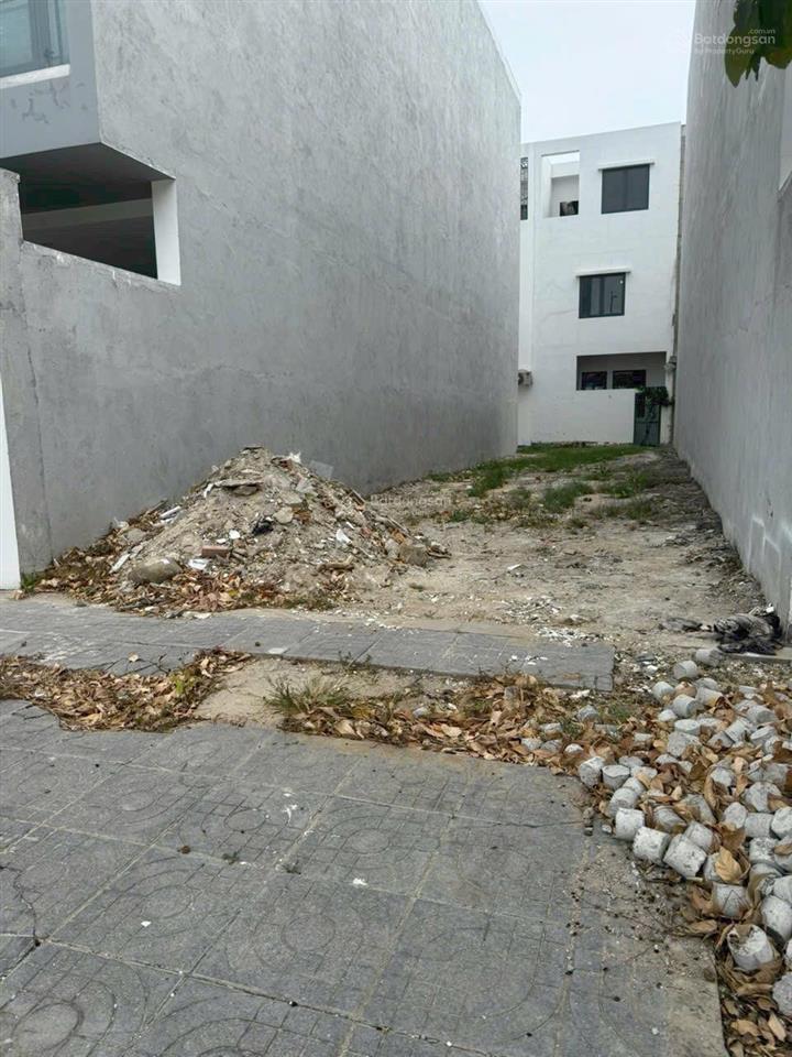 Bán gấp nền đất mặt tiền bà rịa ql51 long hương 120m² giá 3.6 tỷ khu br city gate. 0775 707 *** yến