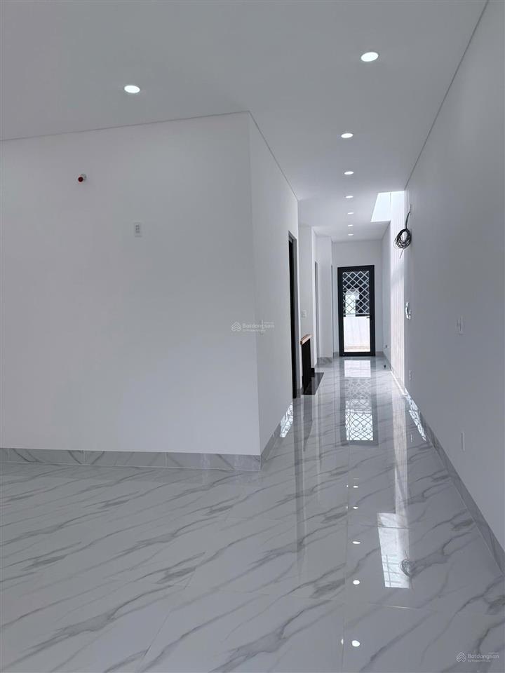 Bán căn nhà phố bà rịa city gate mới xây 5,1 tỷ, sổ riêng.  0775 707 *** phạm yến