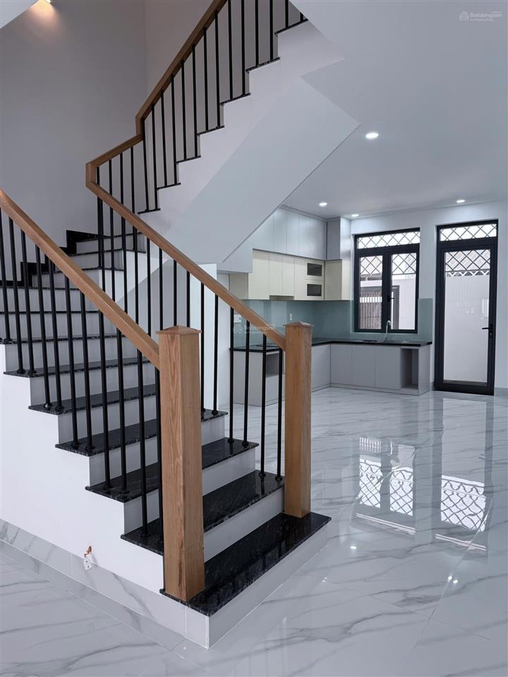 Bán căn nhà phố bà rịa city gate mới xây 5,1 tỷ, sổ riêng.  0775 707 *** phạm yến