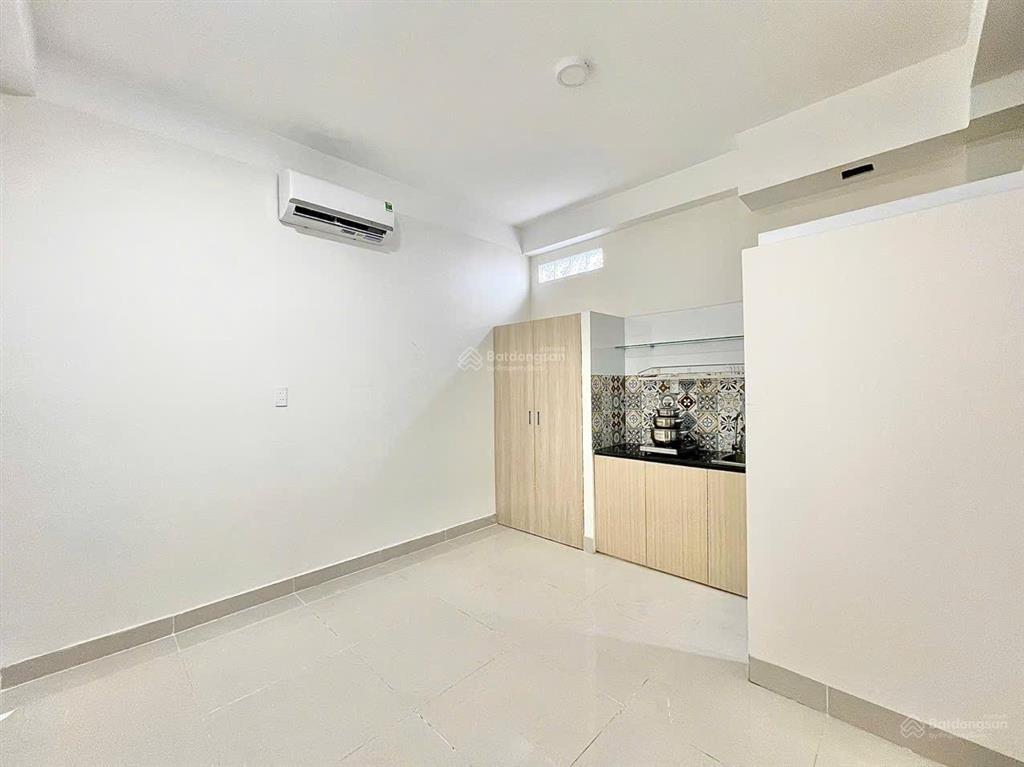 Phòng an ninh, giá tốt ngay sân bay, cv gia định
