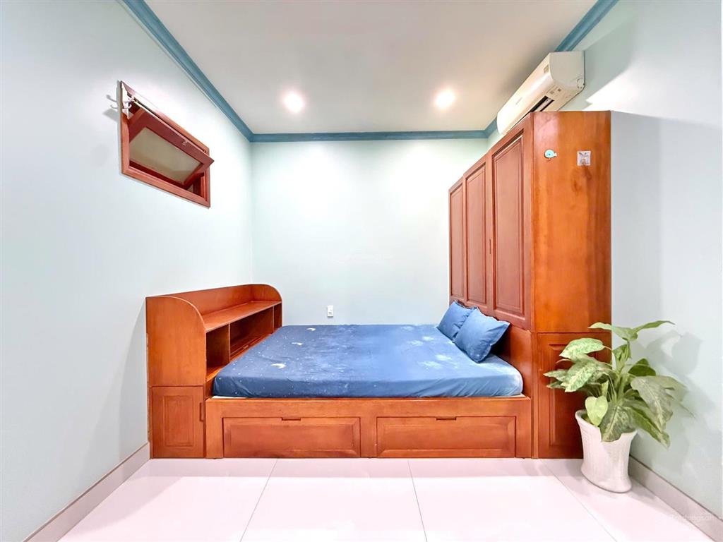 Phòng an ninh, mới xây ngay đh bách khoa q10