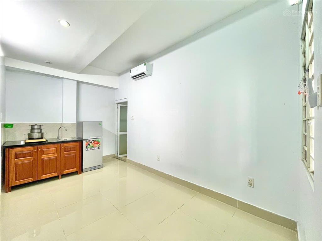 Phòng an ninh, full nội thất ngay thích quảng đức