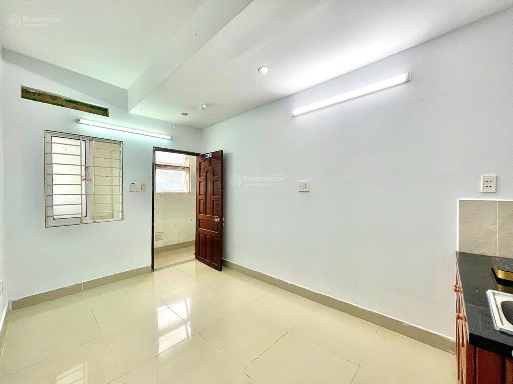 Phòng an ninh, full nội thất ngay thích quảng đức