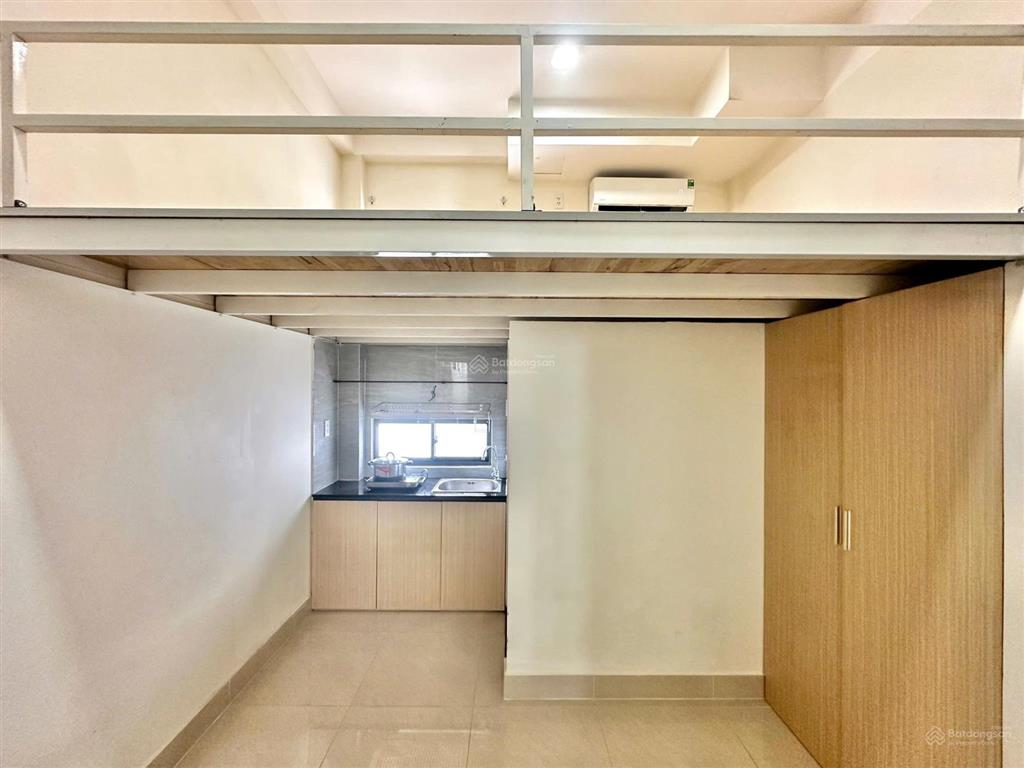 Phòng gác lửng mới xây ngay sân bay, cv gia định