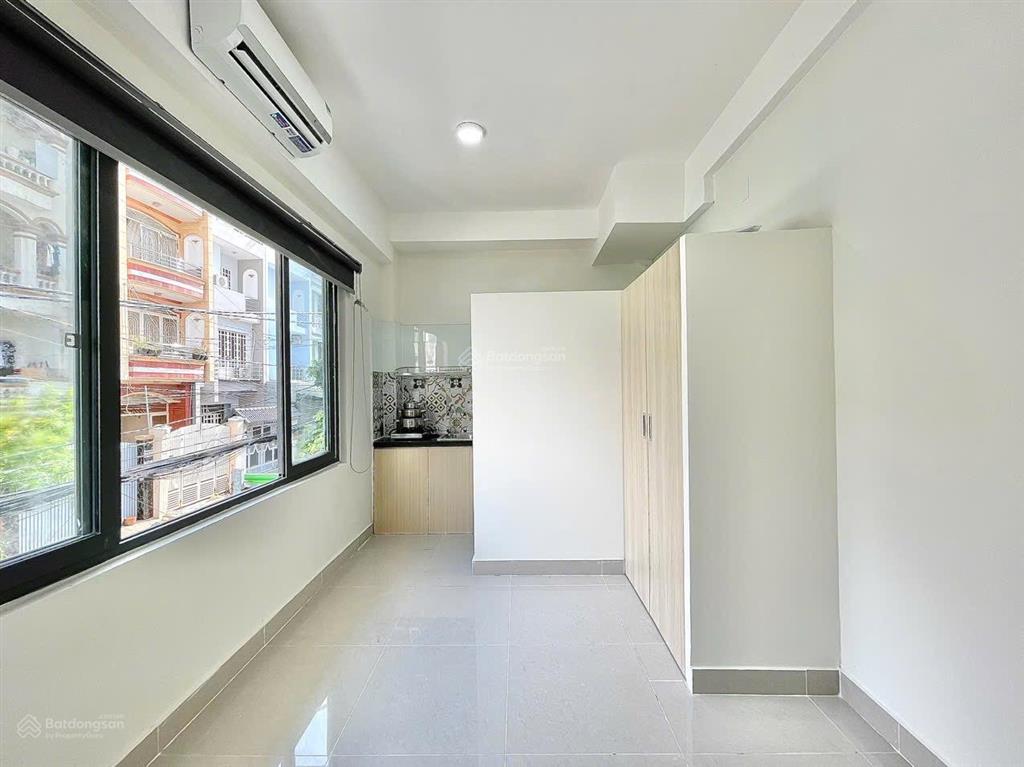 Phòng thoáng mát, mới xây ngay công viên lê thị riêng