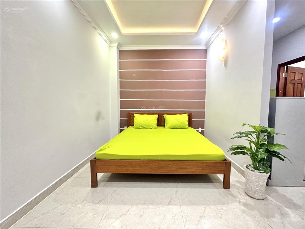 Phòng xinh xắn mới xây ngay đh bách khoa quận 10