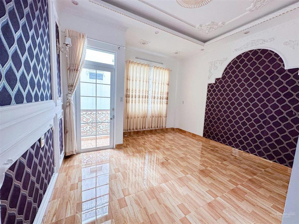 Cho thuê nhà mặt tiền kdc hưng phú ngay siêu thị go cần thơ