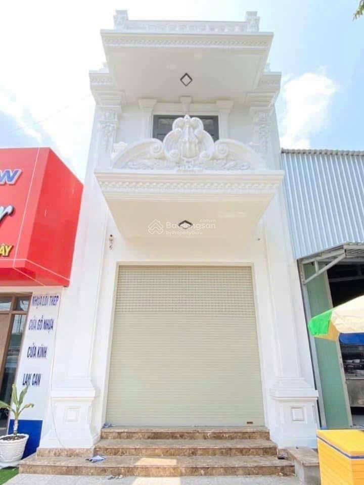 Cho thuê nhà mặt tiền đường nguyễn văn cừ gần trường đhyd cần thơ