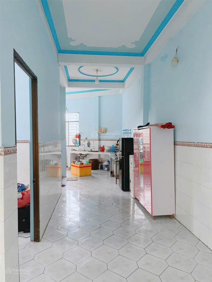 Cho thuê nhà 1 trệt 2 lầu mặt tiền đường 30 tháng 4 cần thơ giá 14 triệu