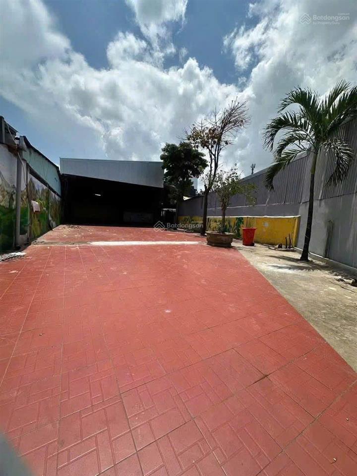 Cho thuê mặt bằng 700m2 mặt tiền đường nguyễn văn linh phường tân an cần thơ