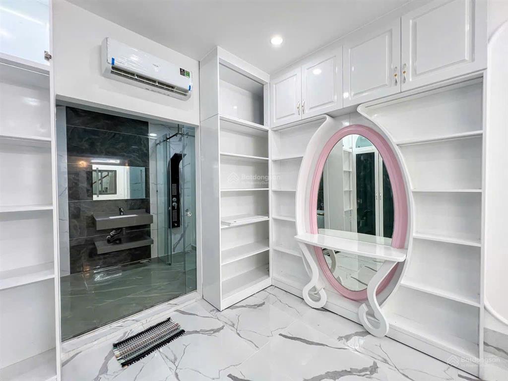 Cho thuê nhà 1 trệt 2 lầu full nội thất mặt tiền hẻm lớn đường trần phú cần thơ