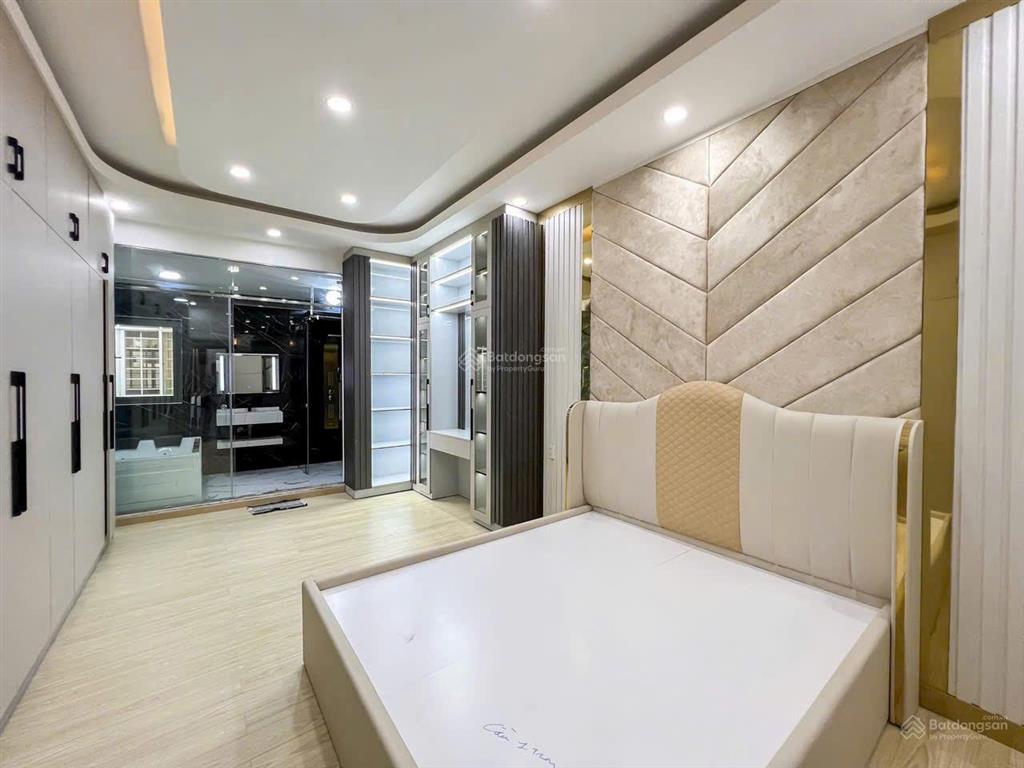 Cho thuê nhà 1 trệt 2 lầu full nội thất mặt tiền hẻm lớn đường trần phú cần thơ