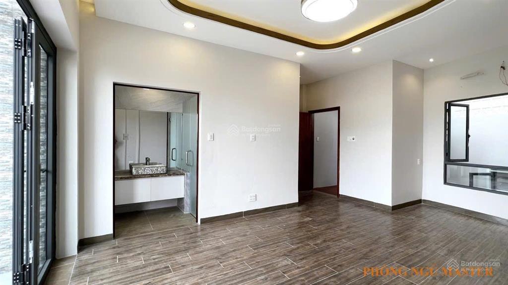 Bán nhà mặt tiền đường số 7 kdc văn hoá tây đô gần bến xe cần thơ giá 4 tỷ 700 triệu