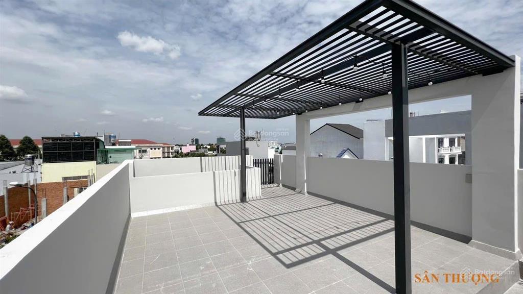 Bán nhà mặt tiền đường số 7 kdc văn hoá tây đô gần bến xe cần thơ giá 4 tỷ 700 triệu