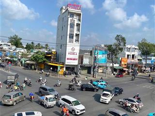 Cho thuê nhà 5 lầu góc 2 mặt tiền đường 3 tháng 2 và trần hoàng na trung tâm cần thơ