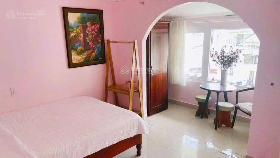 Nhà đường ô tô trung tâm chợ ngô quyền, dt 82m2, 4pn, view đẹp, ngang 7m, sổ riêng, 4.35 tỷ