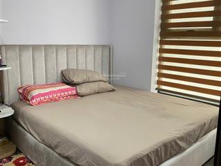 Chính chủ bán căn 2pn full nội thất, thiết kế 2pn + 1wc tầng cao view thoáng, giá  5,7 tỷ bao phí