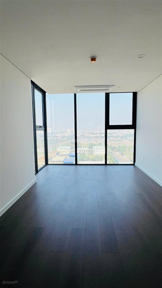 Bán căn 2pn 80m2 tầng cao view hồ the harmony, chung cư sunshine iconic phúc đồng giá 8.6 tỷ bp