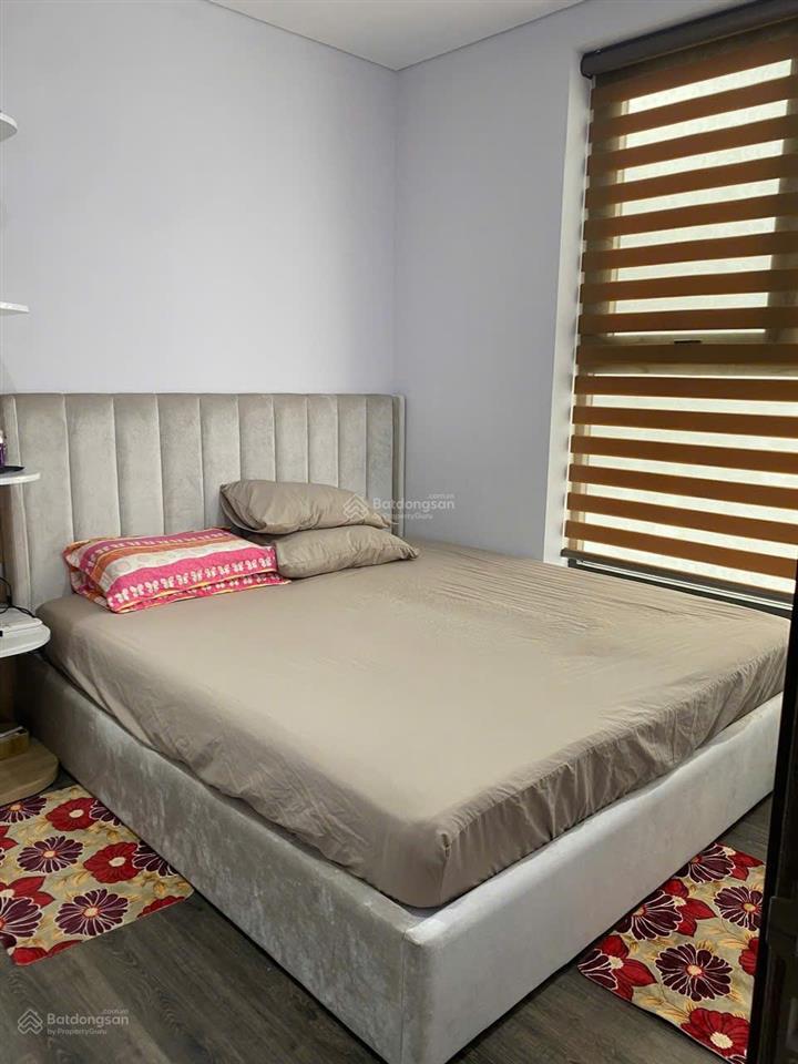 Chính chủ bán căn 2pn full nội thất, thiết kế 2pn + 1wc tầng cao view thoáng, giá 5,5 tỷ bao phí