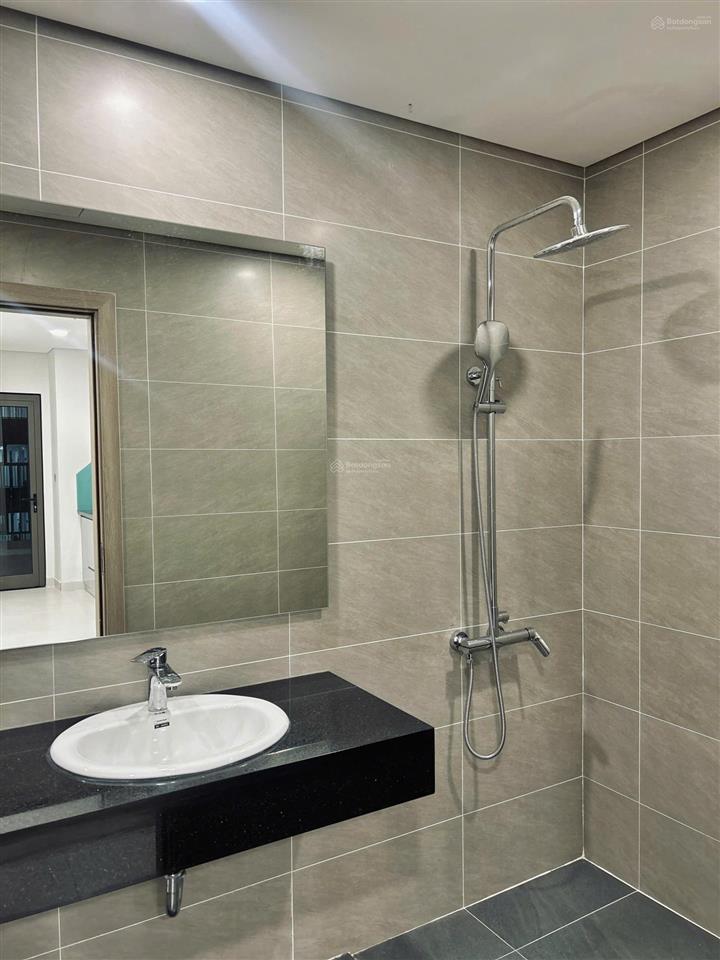 Bán căn 77,5m2 chung cư khai sơn tòa đã có sổ, tầng cao ban công đông nam cực đẹp, giá 6,4 tỷ
