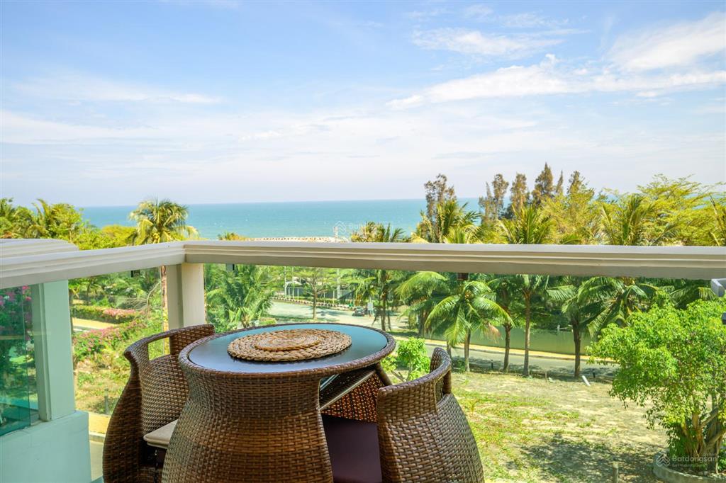 Chính chủ bán căn hộ trực diện biển thiết kế nội thất cao cấp