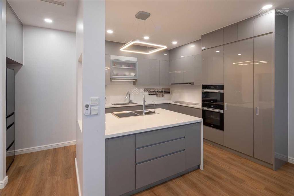 Cho thuê một trong số ít căn biệt thự đẹp, vip, mới nhất ciputra