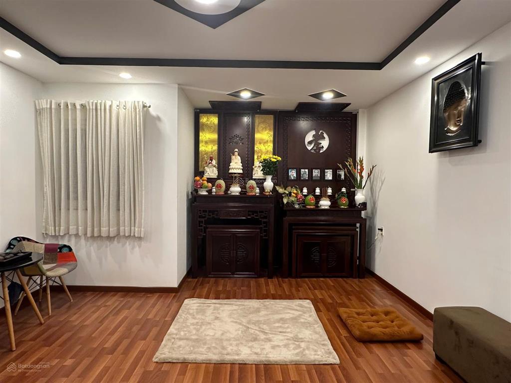 Nhà ngang 5m 4 tầng đầy đủ nội thất, chỉ xách vali vào ở.