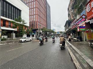 Bán nhà gần đại học y hà nội. dt45m2, mặt tiền 4m, 3 mặt thoáng, chỉ nhỉnh 10 tỷ