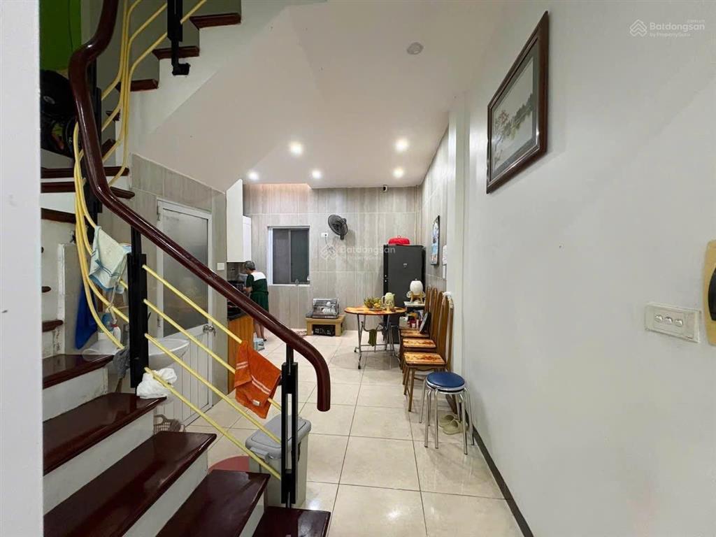 Bán nhà p. yên lãng  đống đa  dt 54/60m * 6t  phân lô, ngõ thông kd, oto cách 5m  nhỉnh 16 tỷ.