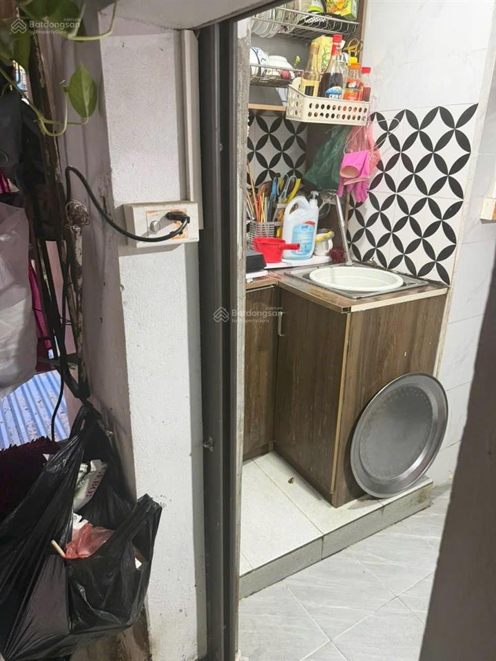 Bán nhà tập thể, phố thái thịnh, đống đa, hn  dt 45m2 2pn, 1wc  đầy đủ nội thất  giá chỉ 3.32tỷ