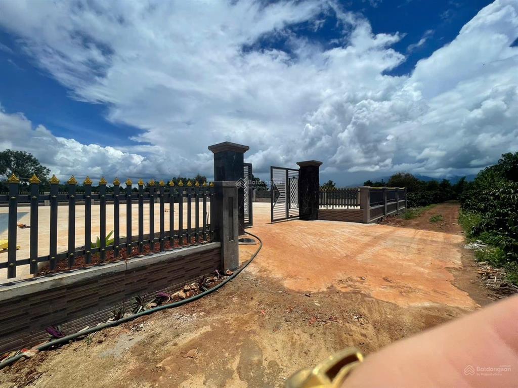 1686m2 đất săn mây, view đồi sông, giá 813 triệu/1000m2,sẵn vườn sầu riêng càfê, tân hà, gần đà lạt