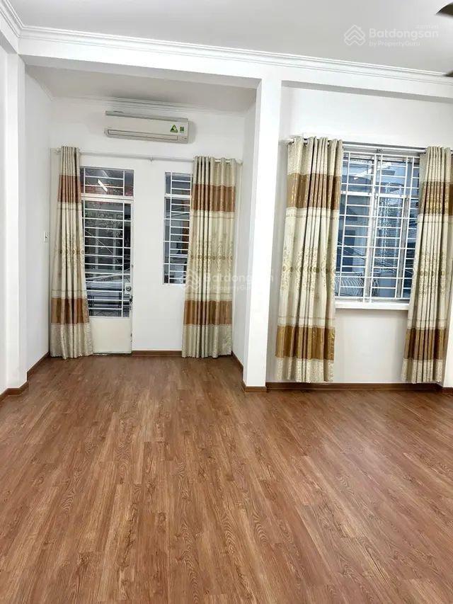 Bán gấp, khu vực hiếm nhà bán phạm viết chánh (p19, bt cũ)