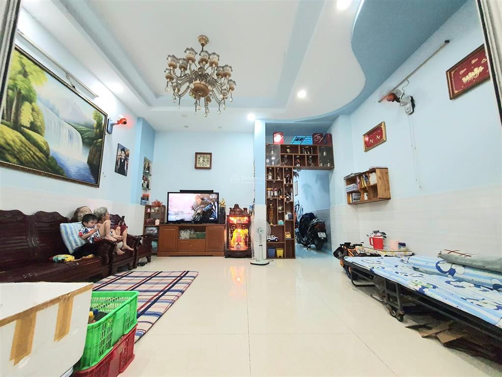Giá tốt đầu tư ngay trung tâm gò vấp  dt 85m2 hẻm xe tải. chỉ 100tr/m2 có tl