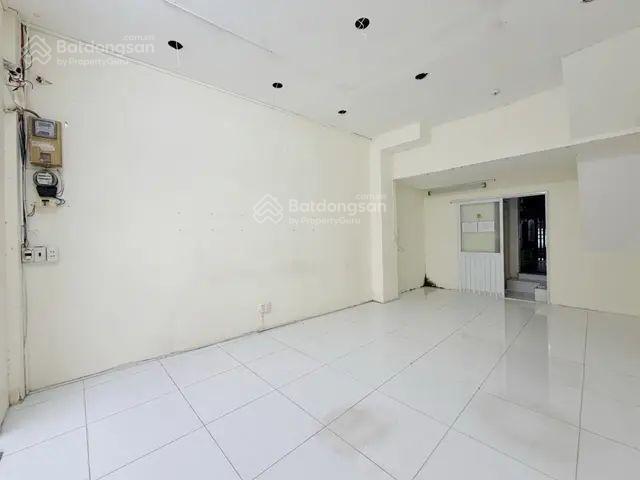 Giá tốt đầu tư. lê quang định, phường gia định  dt 80m2  vị trí kinh doanh. giá chào 11 tỷ tl