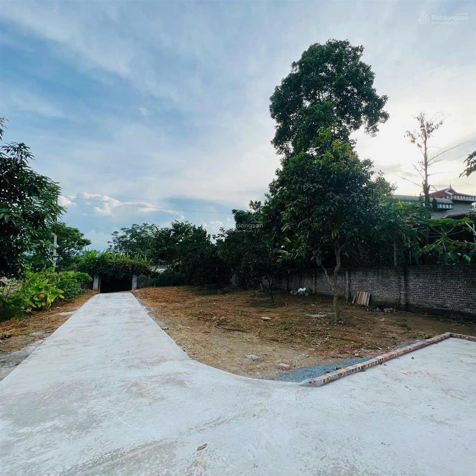Bán đất sẵn nhà gần mặt đường kết nối xuân mai lương sơn