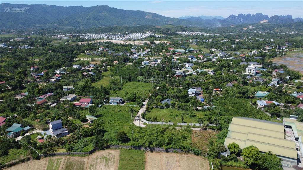 Bán 1100 mét vuông tại nhuận trạch, lương sơn, hòa bình.