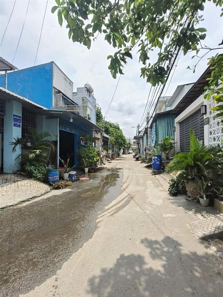 Ngang 5 cực hiếm ngay chợ Bình Thành giáp Tân Phú 60m2,2Tầng Nhỉnh 4 tỷ