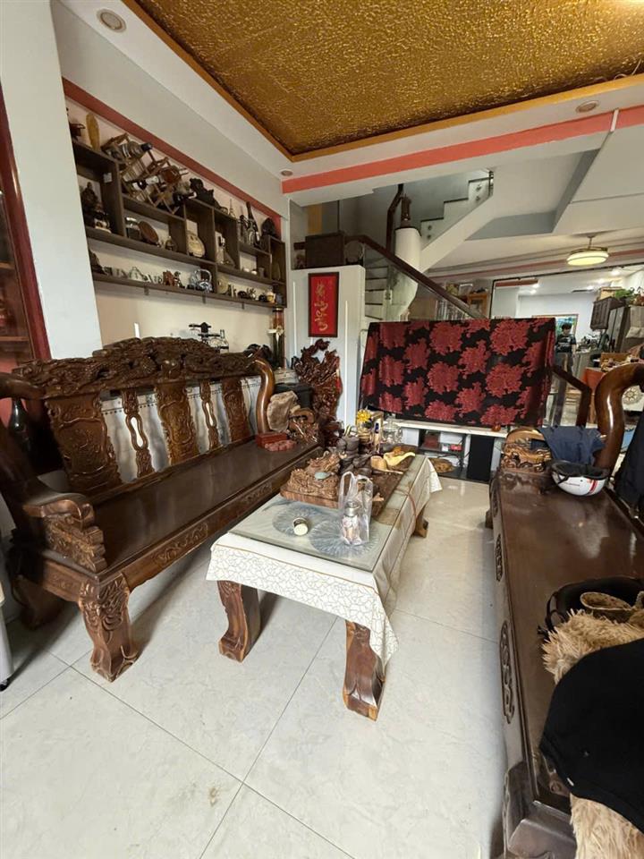 Ngay khu dân cư Vĩnh Lộc gần chợ Bình Thành hẻm xe hơi 1 trục 164m2,4Tầng Nhỉnh 5 tỷ