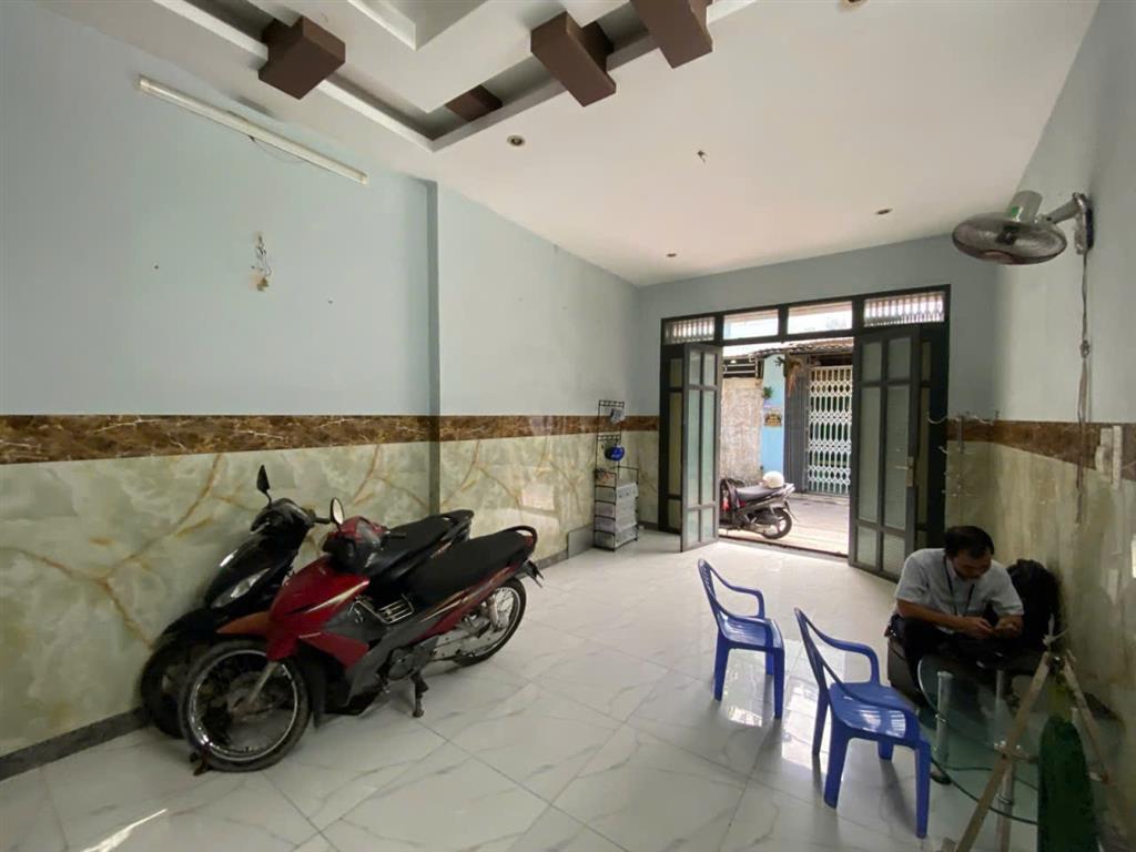 Hẻm 6m thông ô tô ngủ nhà  Đ Số 10 BHH B gần Aeon Tân Phú gần chợ 4 Tầng 50m2 -4 tỷ 9