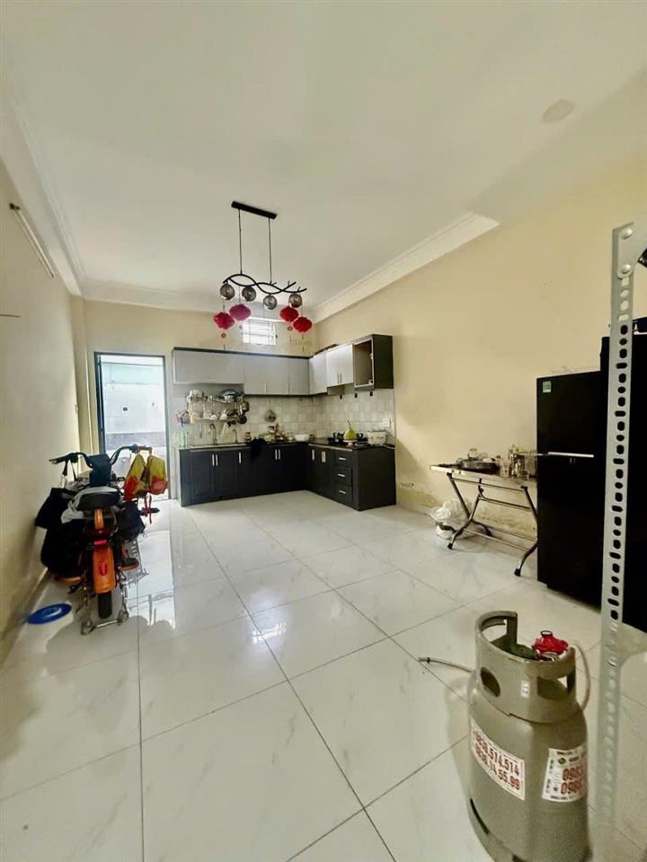 Hẻm nhựa 6m thông Liên khu 4-5 gần chợ Bình Thành giáp Tân Phú 64m2-3 Tầng Giá 5 tỷ 1