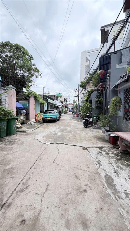Hẻm 6m thông Đ Bình Thành Bình Tân 70m2 -2 Tầng gần công viên khu DC VL -giá 4 tỷ 9