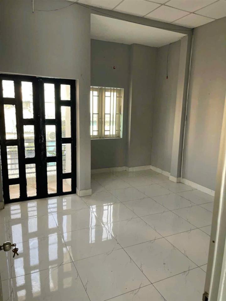 Góc 2 mặt tiền Kinh Doanh Đ số 10 gần chợ Liên khu5-6 giáp Tân Phú 86m2-2 Tầng Giá 4 tỷ 5