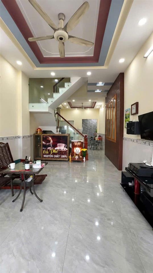 Quá thơm nhà 1 xẹt đường cây cám Bình Tân hẻm 6m sát mặt tiền 64m2- 4 Tầng Nhỉnh 5 tỷ