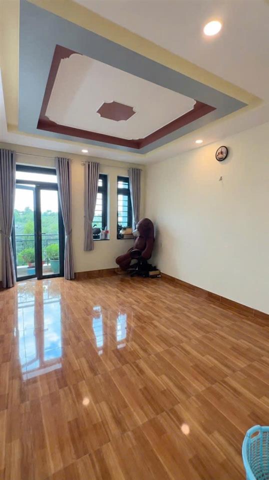 Quá thơm nhà 1 xẹt đường cây cám Bình Tân hẻm 6m sát mặt tiền 64m2- 4 Tầng Nhỉnh 5 tỷ