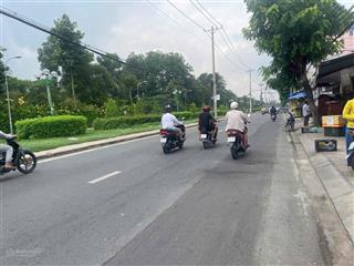 Góc mt tân sơn ngang 8m x 20 khu vực gần sân golf giá ib em