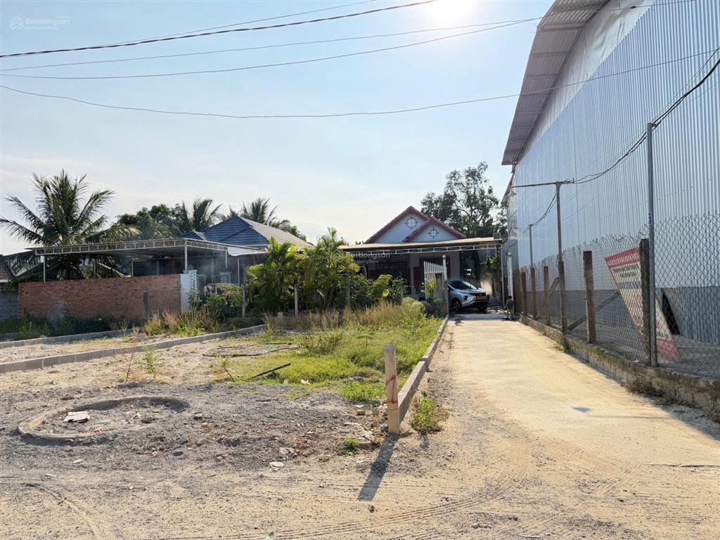 Bán đất full thổ cư vạn hưng, vạn ninh | giá 24tr/m2 cách biển chủ vài bước chân