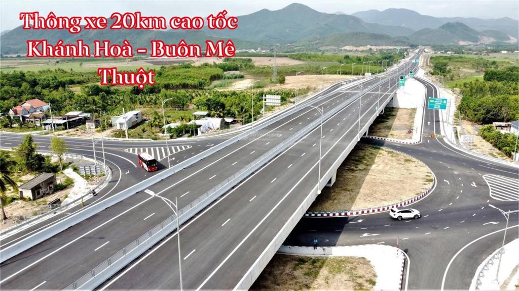Chính chủ gửi cần bán gấp lô đất đẹp tại vạn ninh  khánh hòa mặt tiền ql1a