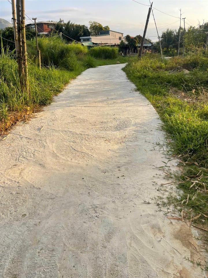 Chính chủ gửi cần bán gấp lô đất đẹp tại vạn ninh  khánh hòa giá cực tốt đầu tư
